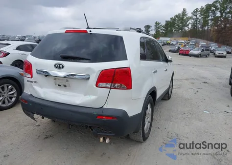 2012 Kia Sorento Lx z USA, uszkodzony, nr VIN 5XYKT3A62CG221523
